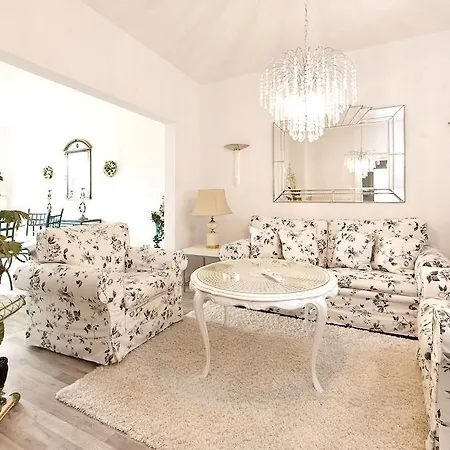 Апартаменты Bayerischer Hof Partenkirchen *